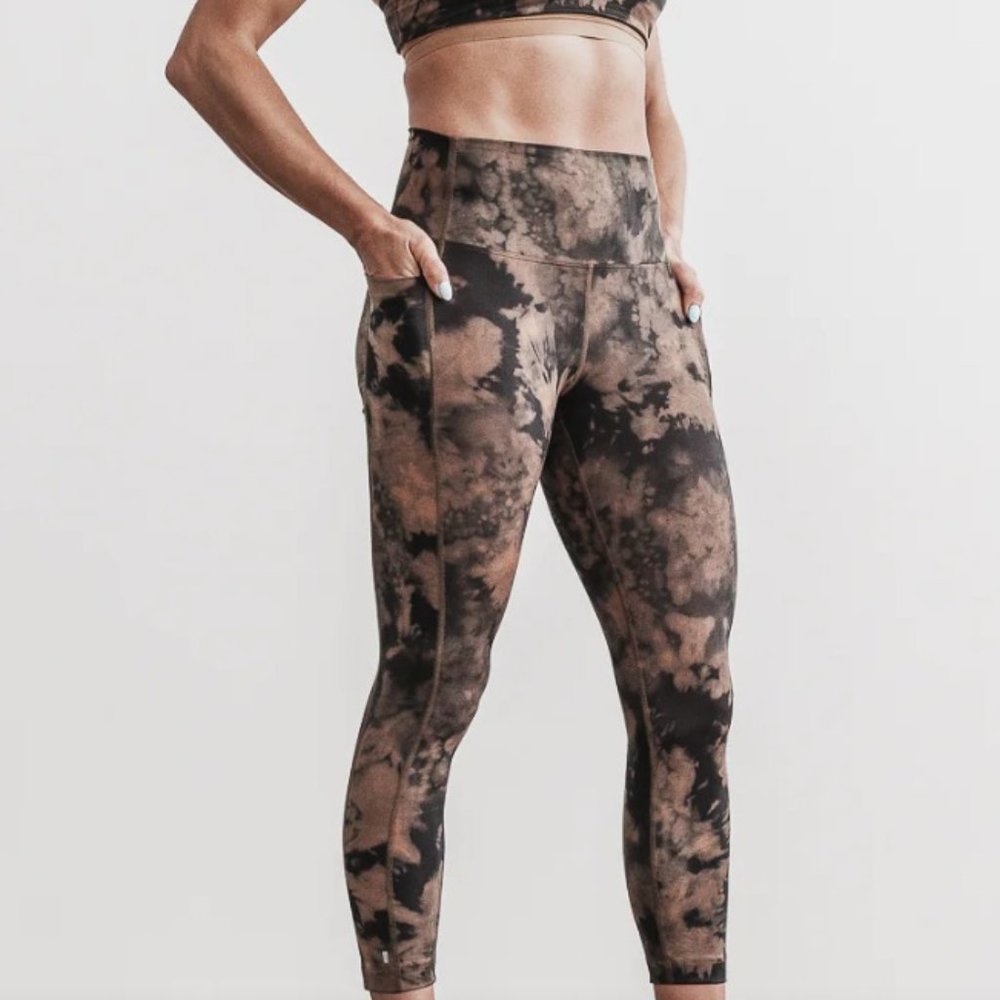 NoBull Leggings HIGH-RISE 7/8 POCKET TIGHT (TIE-DYE) TOFFEE & BLACK Size S